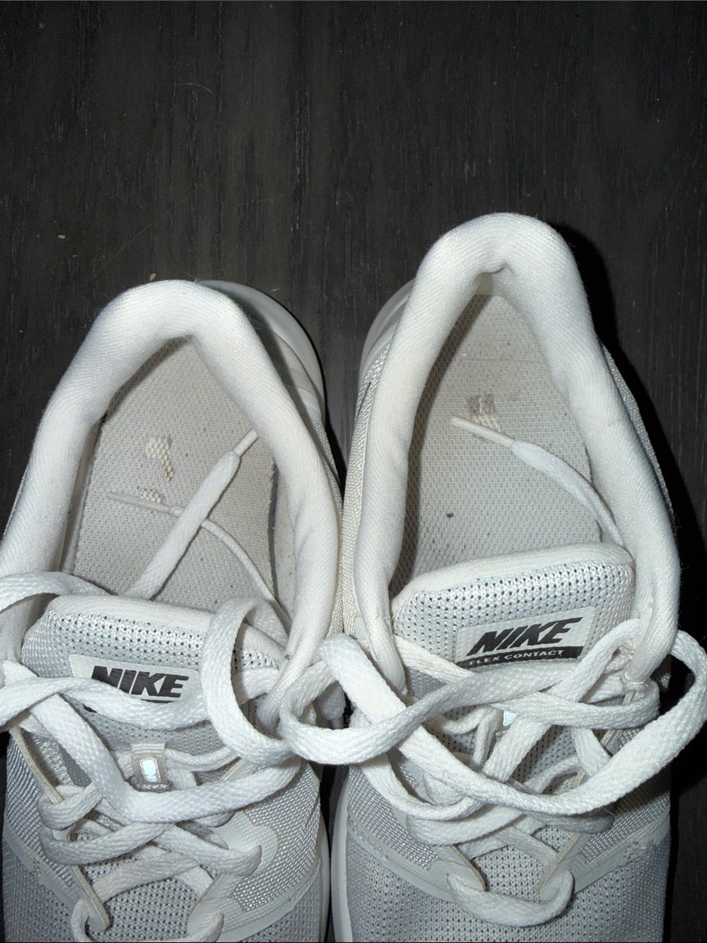 Size 9 Nike Flex Contact Running Shoes - Picture 4 of 7